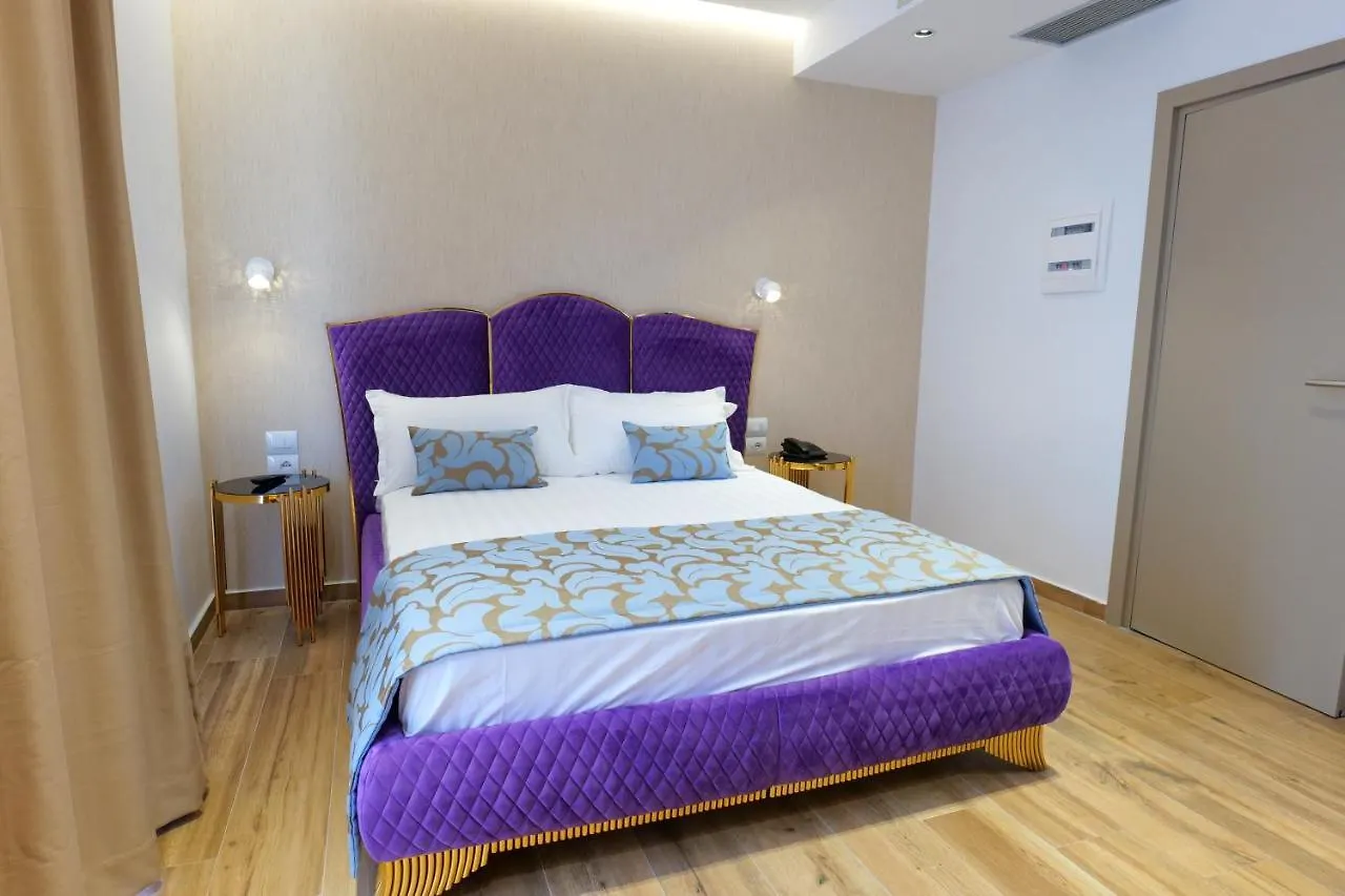 Bora Bora Hotel كساميل ألبانيا