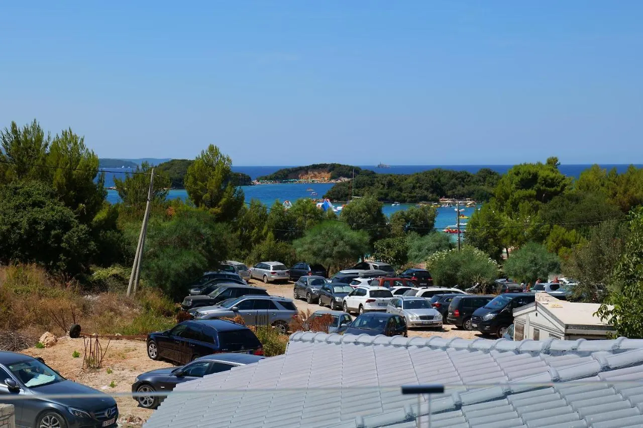 Bora Bora Hotel Ksamil 4*,  Albanien