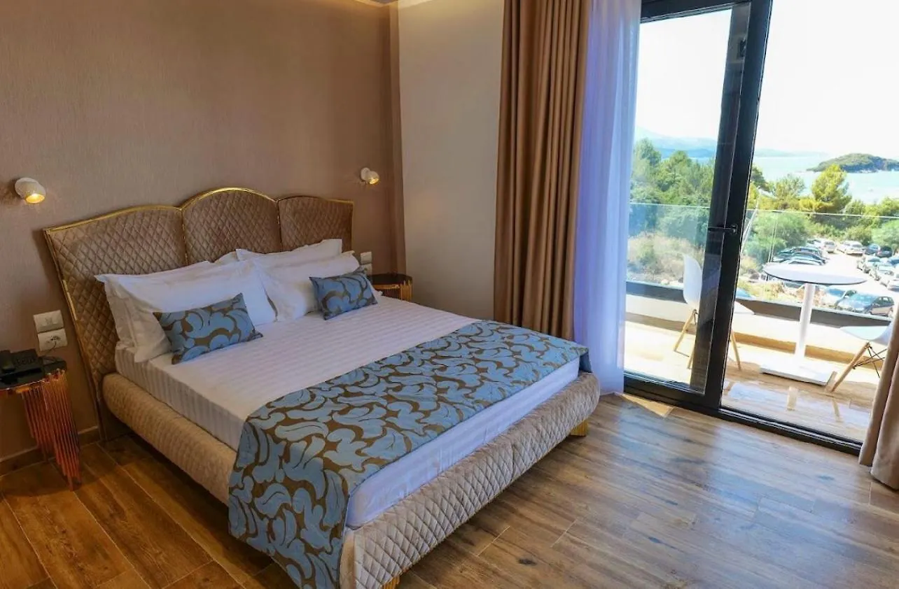 Bora Bora Hotel كساميل