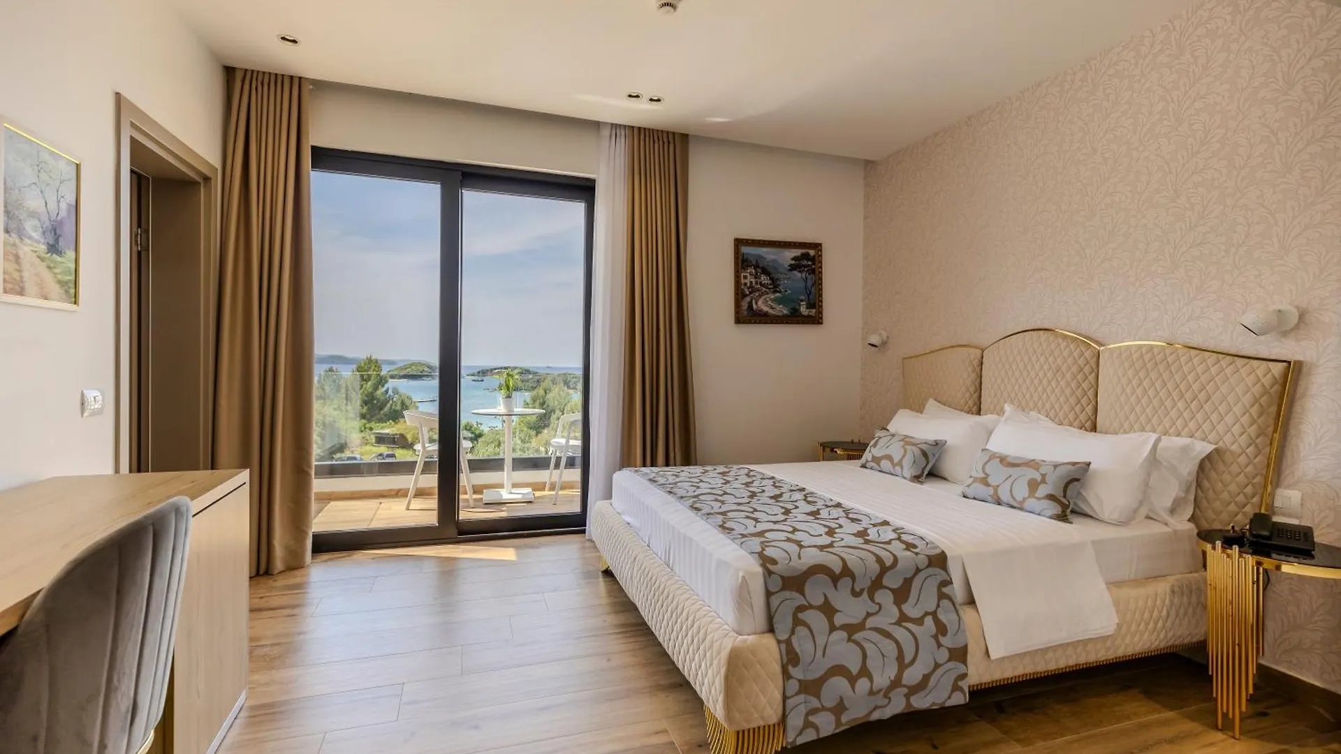 Bora Bora Hotel Ksamil